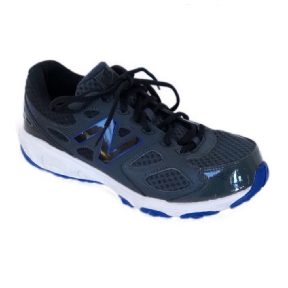 🔴SOLD 🔴 NWOT Boys New Balance Wide Athletic Shoe